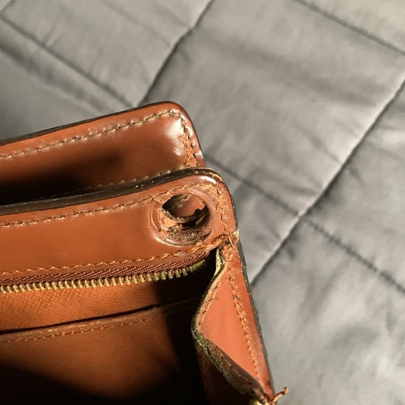 Clutch - Picture 5 of 5